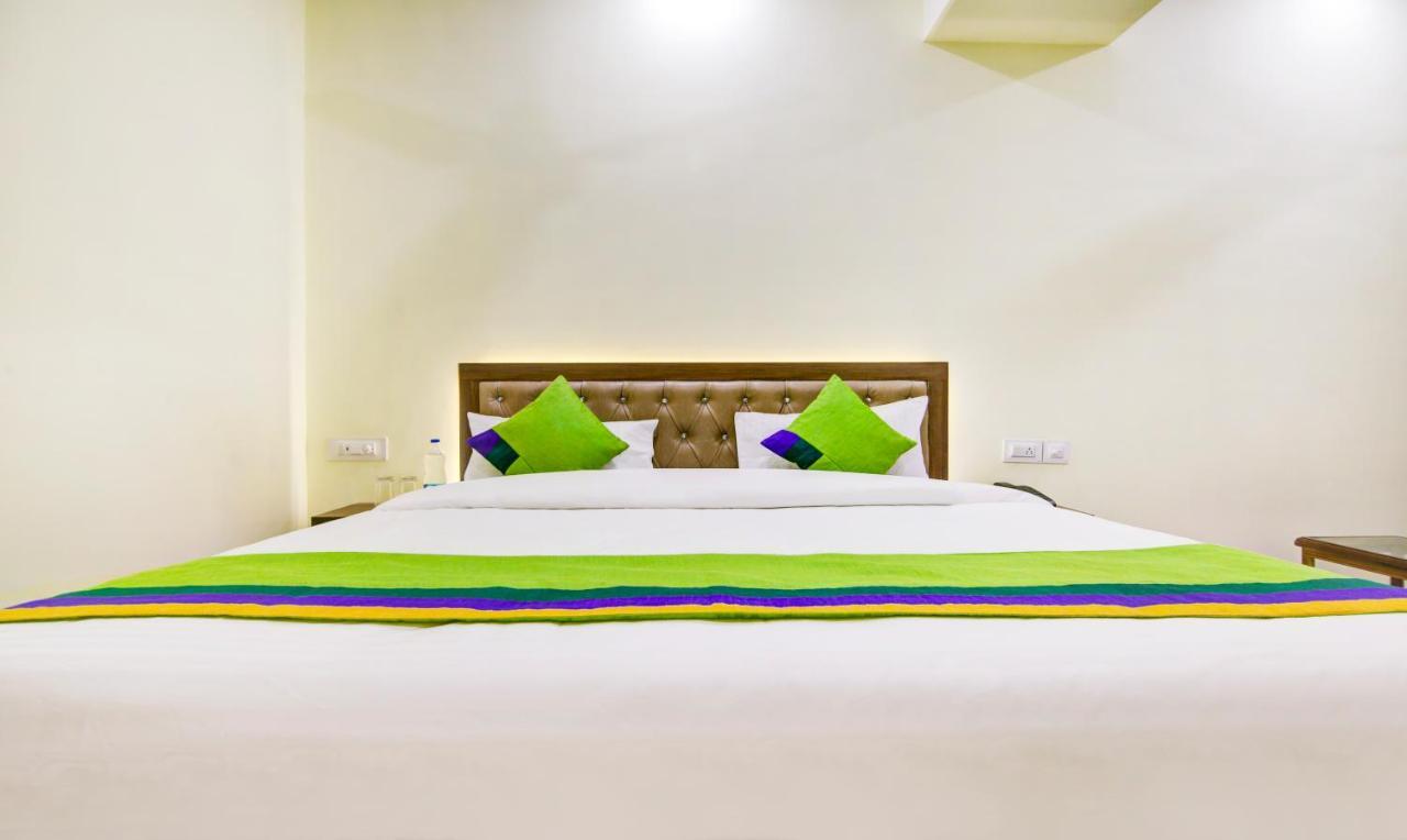 ג'לנדהר Itsy Hotels Oasis Inn מראה חיצוני תמונה