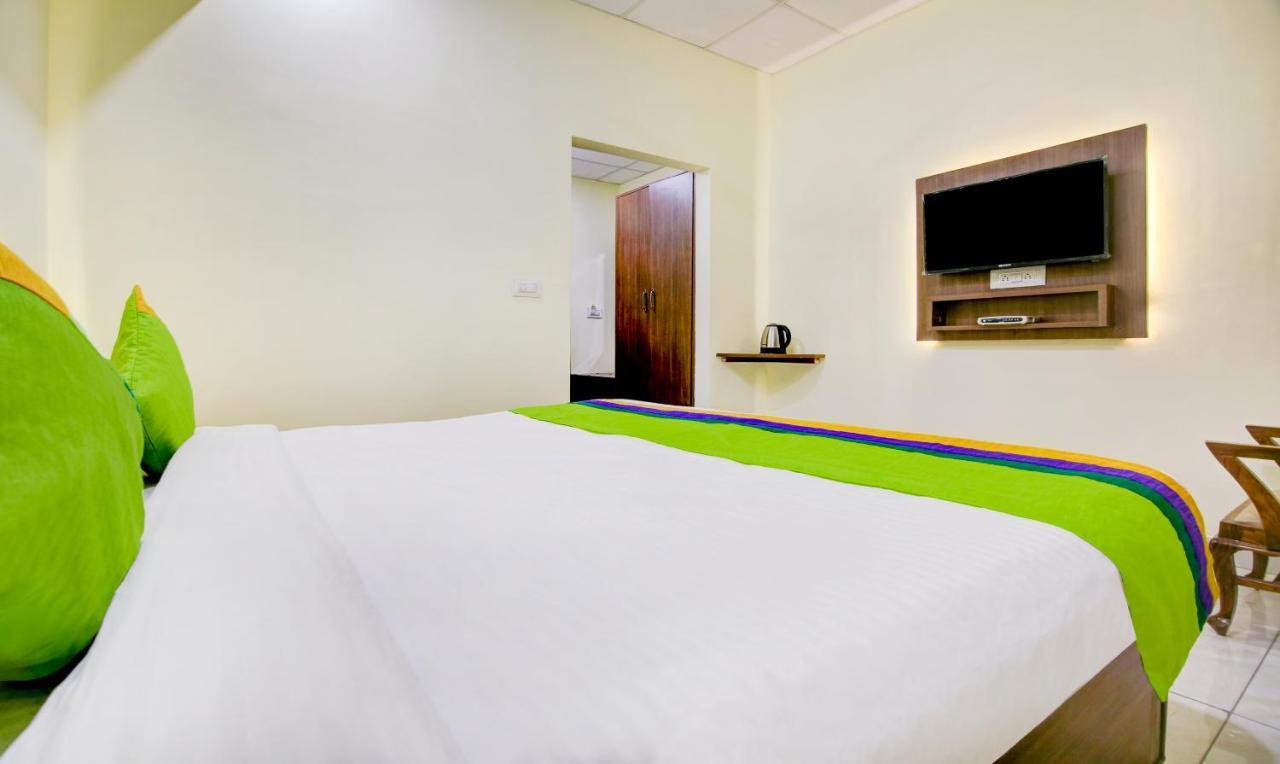 ג'לנדהר Itsy Hotels Oasis Inn מראה חיצוני תמונה