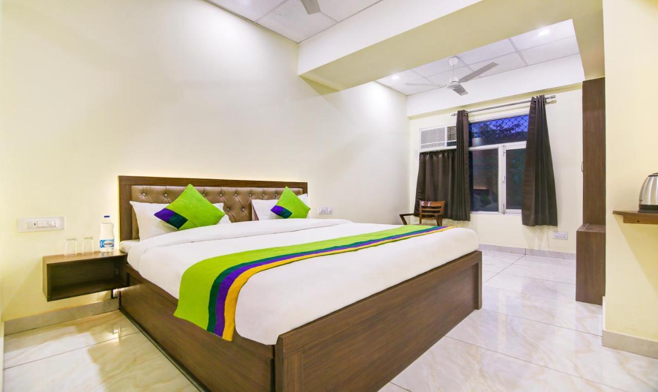 ג'לנדהר Itsy Hotels Oasis Inn מראה חיצוני תמונה