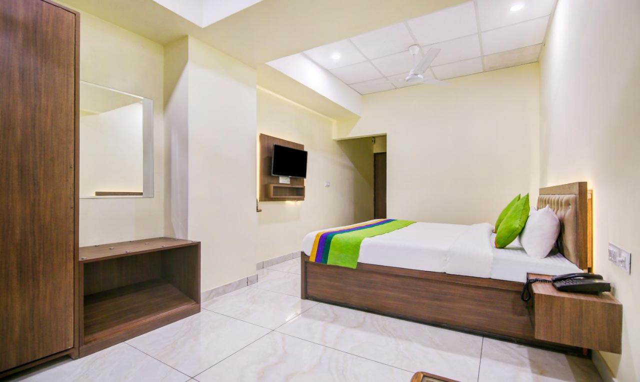 ג'לנדהר Itsy Hotels Oasis Inn מראה חיצוני תמונה